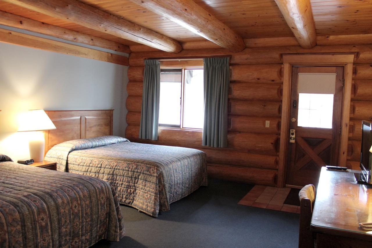 Nootka Lodge Woodsville Buitenkant foto