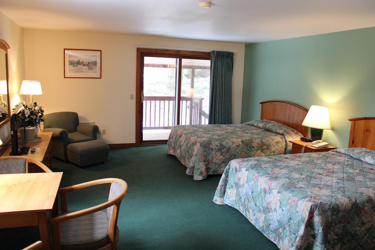 Nootka Lodge Woodsville Buitenkant foto