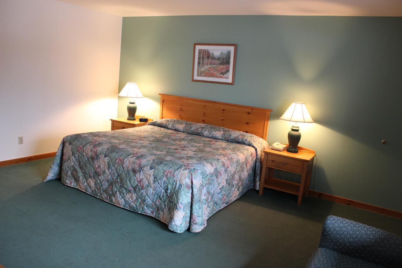 Nootka Lodge Woodsville Buitenkant foto