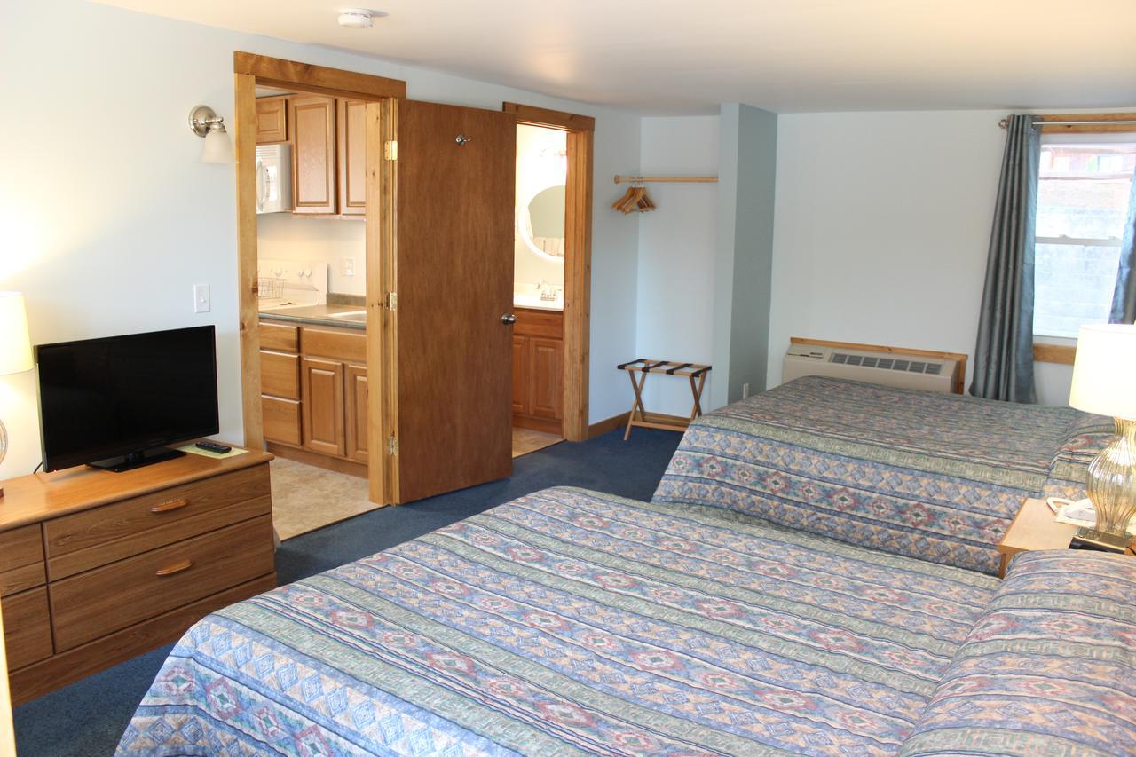 Nootka Lodge Woodsville Buitenkant foto