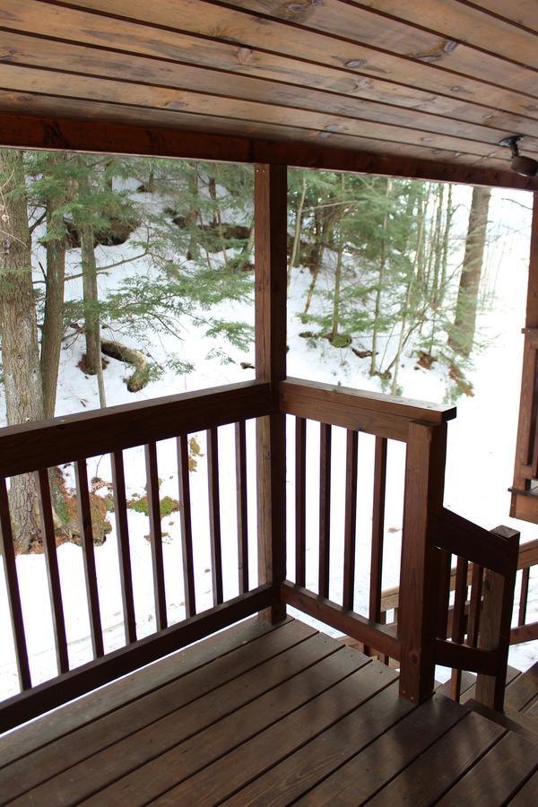 Nootka Lodge Woodsville Buitenkant foto