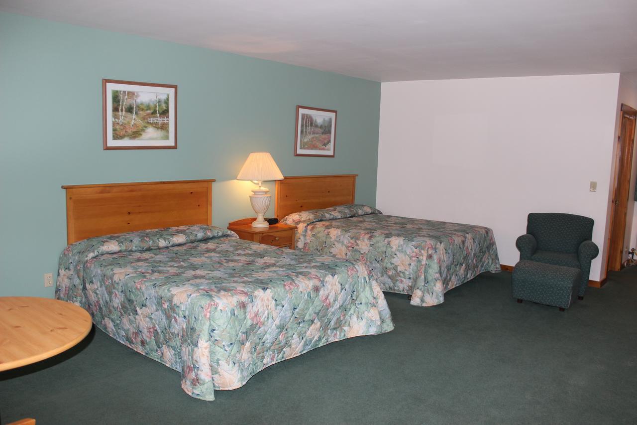 Nootka Lodge Woodsville Buitenkant foto