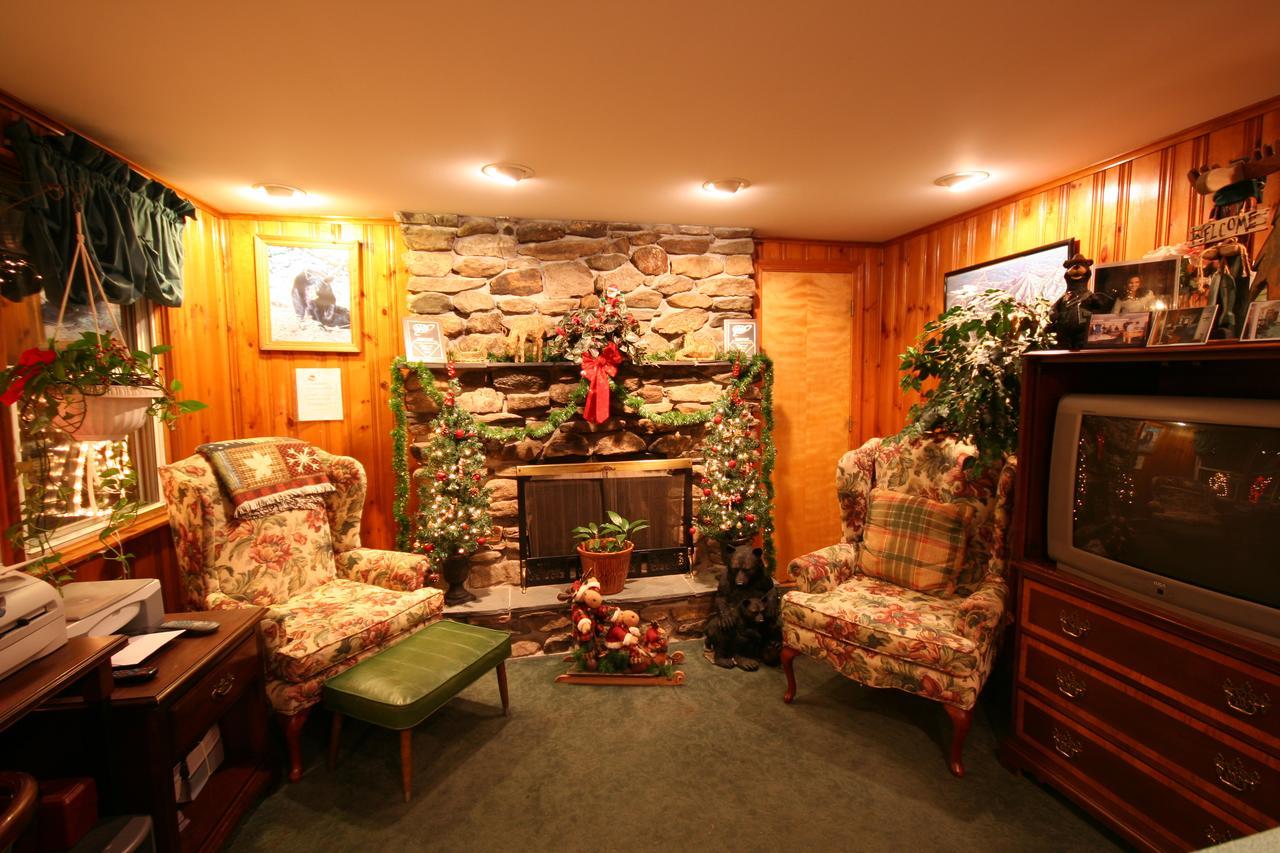 Nootka Lodge Woodsville Buitenkant foto